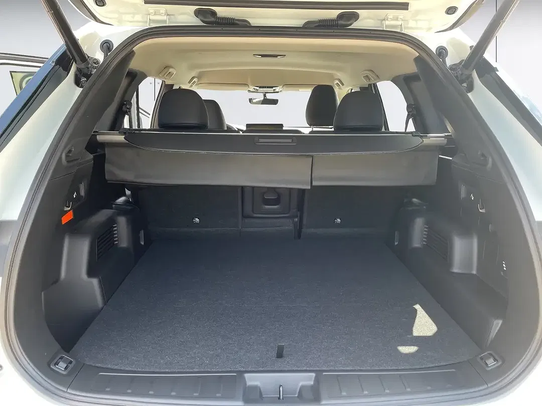 Mitsubishi Outlander - Thumbnail 12