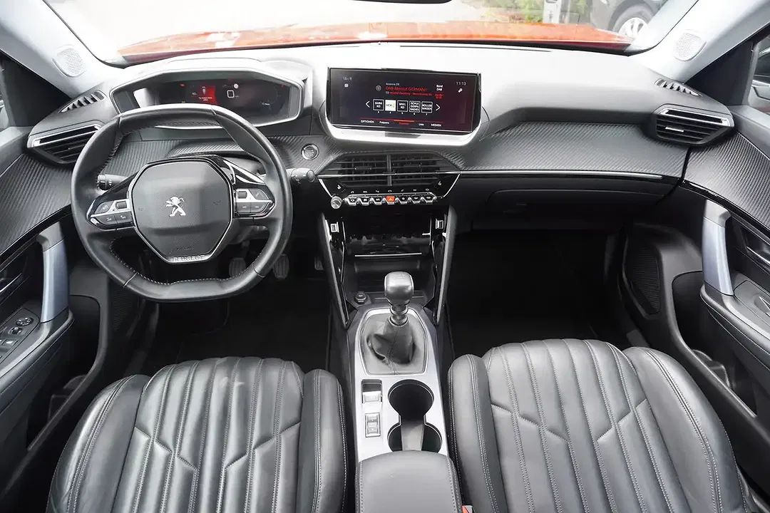 Peugeot 2008 - Thumbnail 8