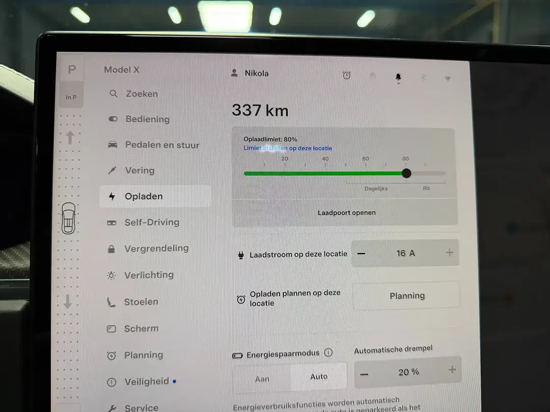 Tesla Model X - Thumbnail 23
