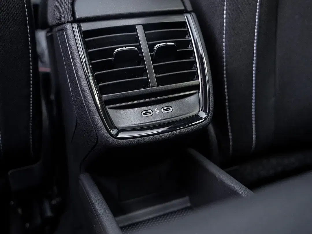 Skoda Kamiq - Thumbnail 8