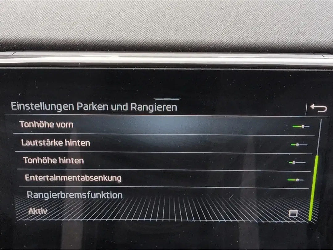 Skoda Scala - Thumbnail 12
