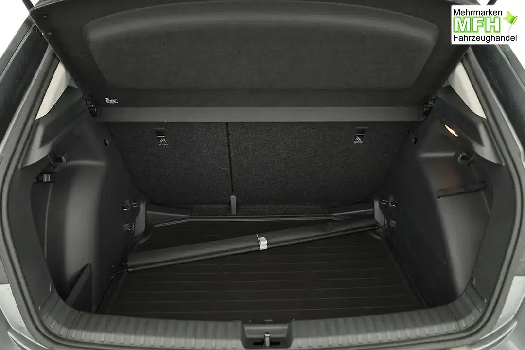 Skoda Fabia - Thumbnail 11