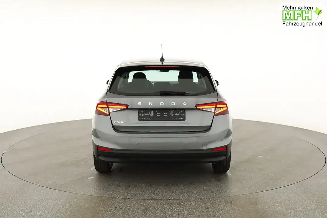 Skoda Fabia - Thumbnail 13