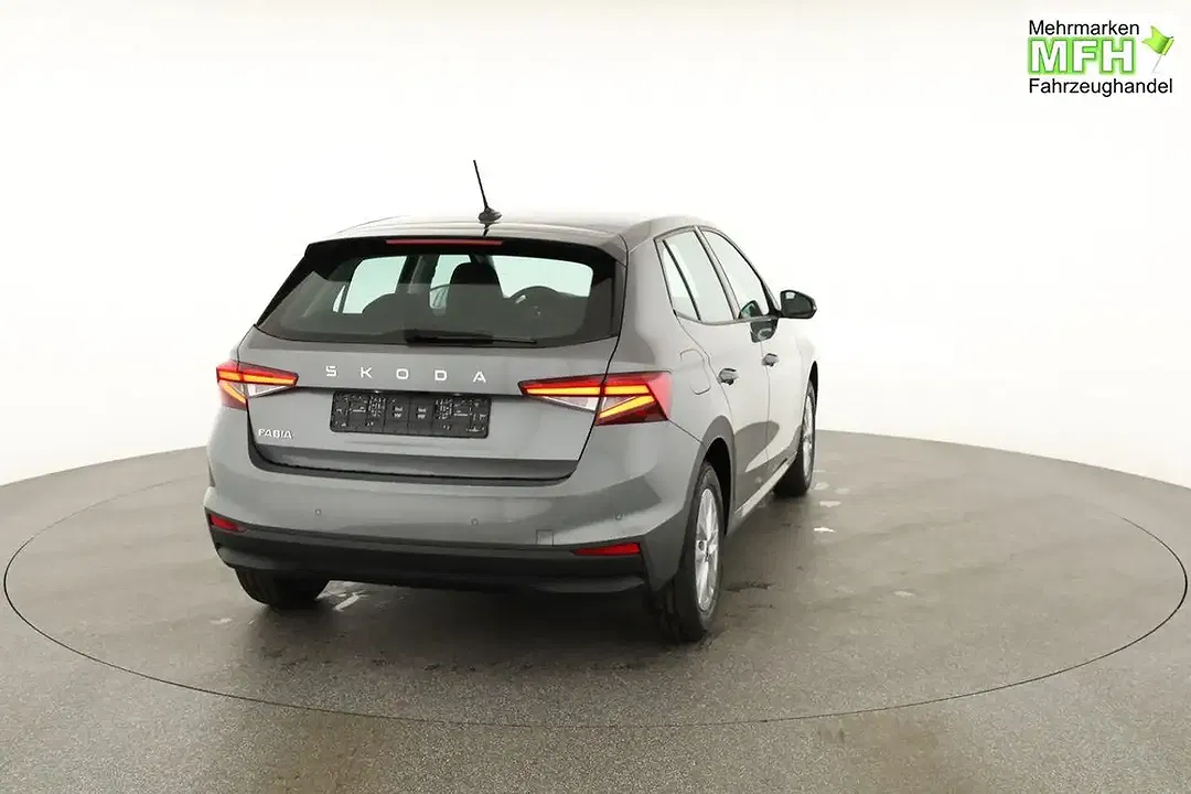 Skoda Fabia - Thumbnail 14