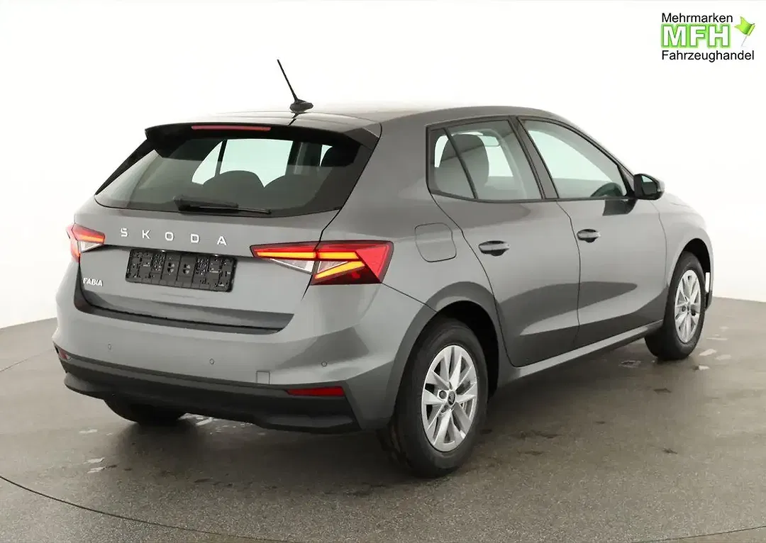 Skoda Fabia - Thumbnail 2