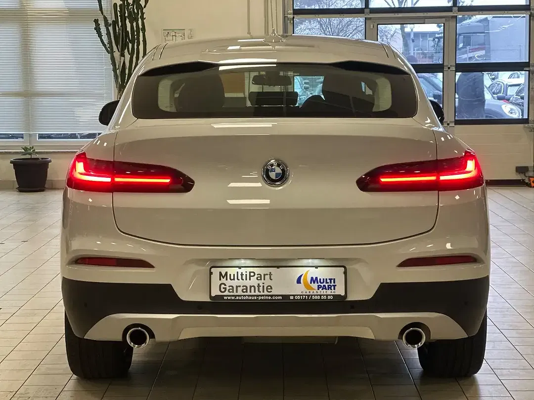 BMW X4 - Thumbnail 9