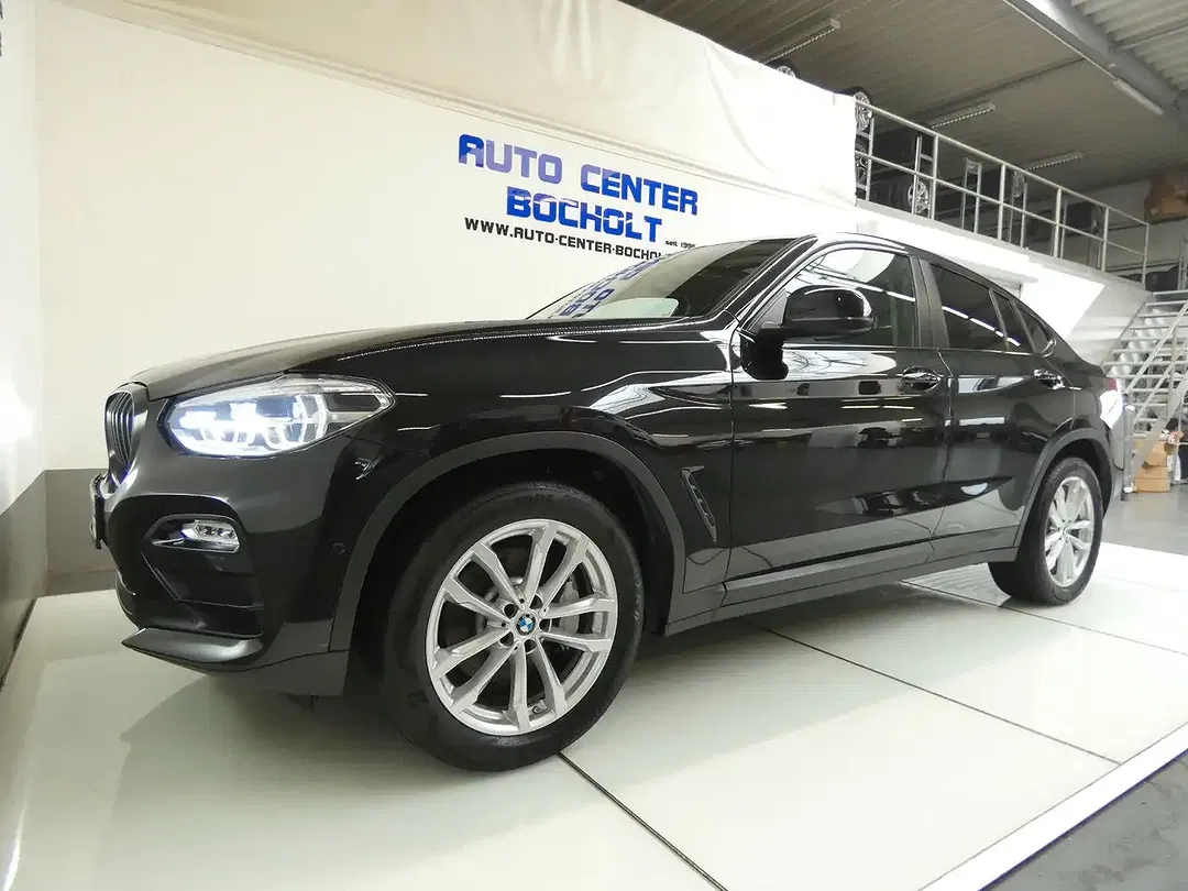 BMW X4 - Thumbnail 6