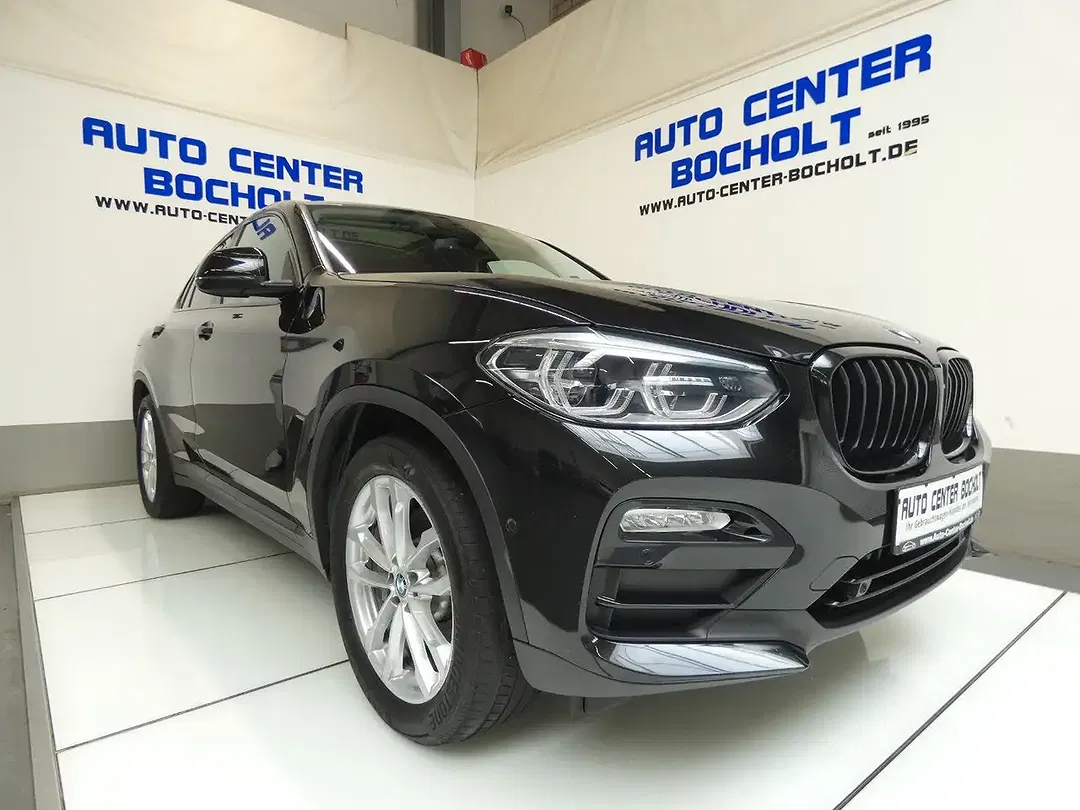 BMW X4 - Thumbnail 2