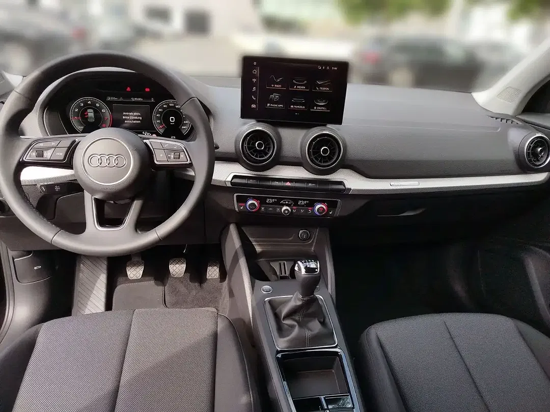 Audi Q2 - Thumbnail 11