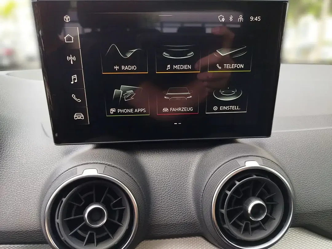 Audi Q2 - Thumbnail 9