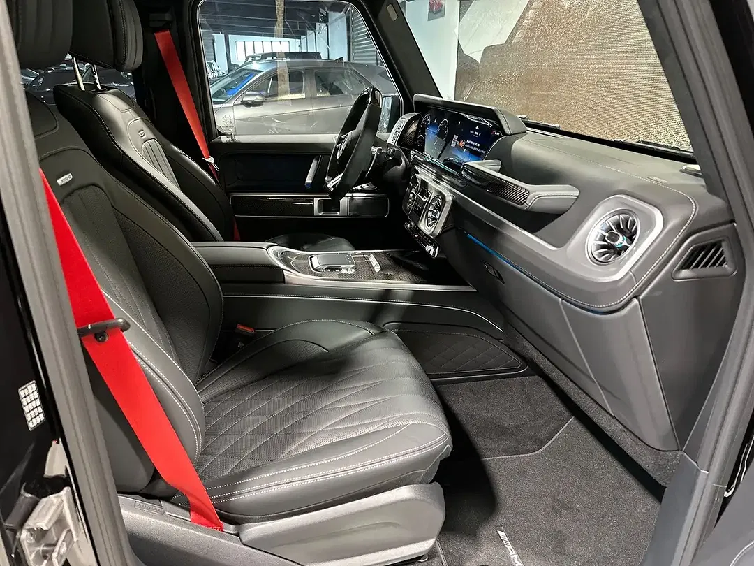 Mercedes-Benz G 63 AMG - Thumbnail 13