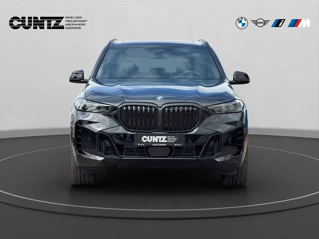 BMW X5 - Thumbnail 2