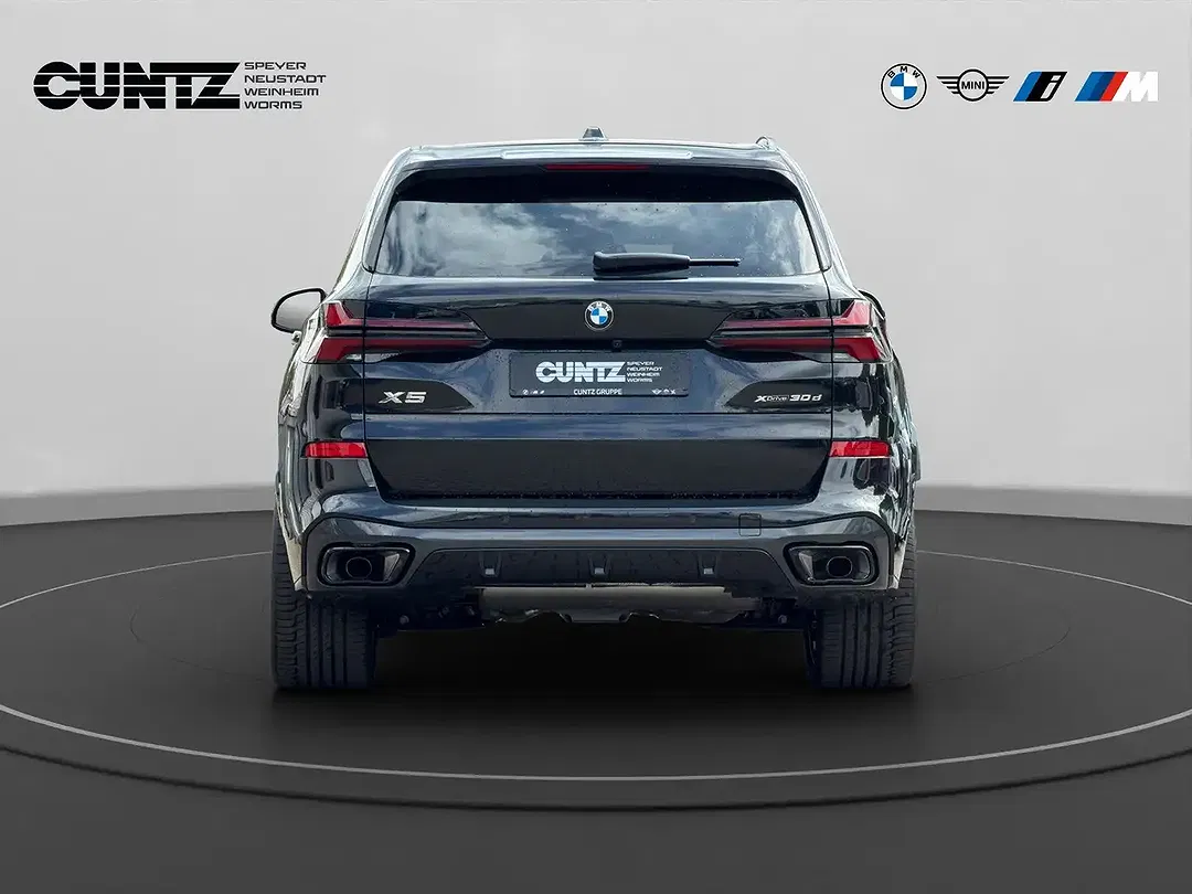 BMW X5 - Thumbnail 6