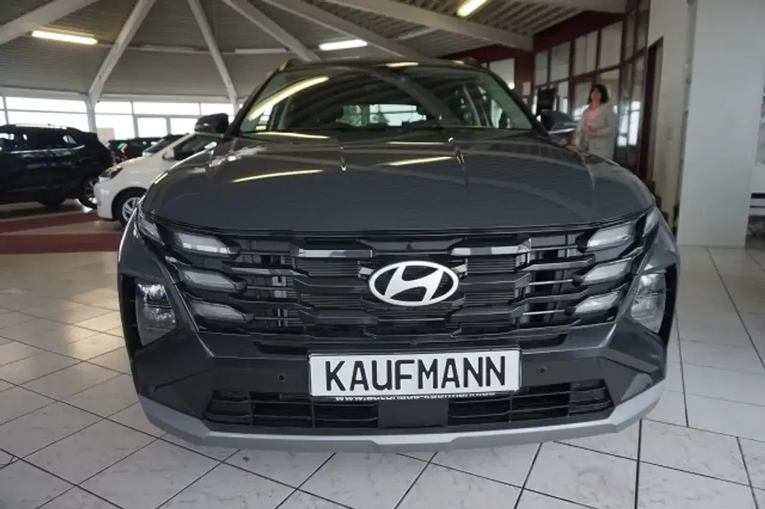 Hyundai TUCSON - Thumbnail 2