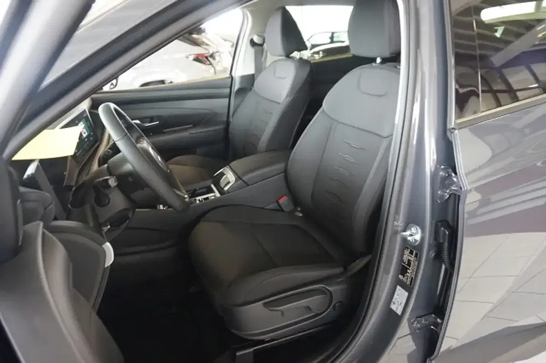 Hyundai TUCSON - Thumbnail 8