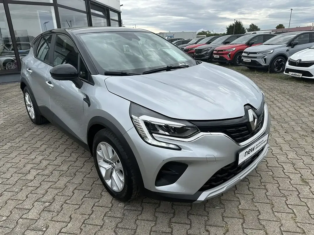 Renault Captur - Thumbnail 2