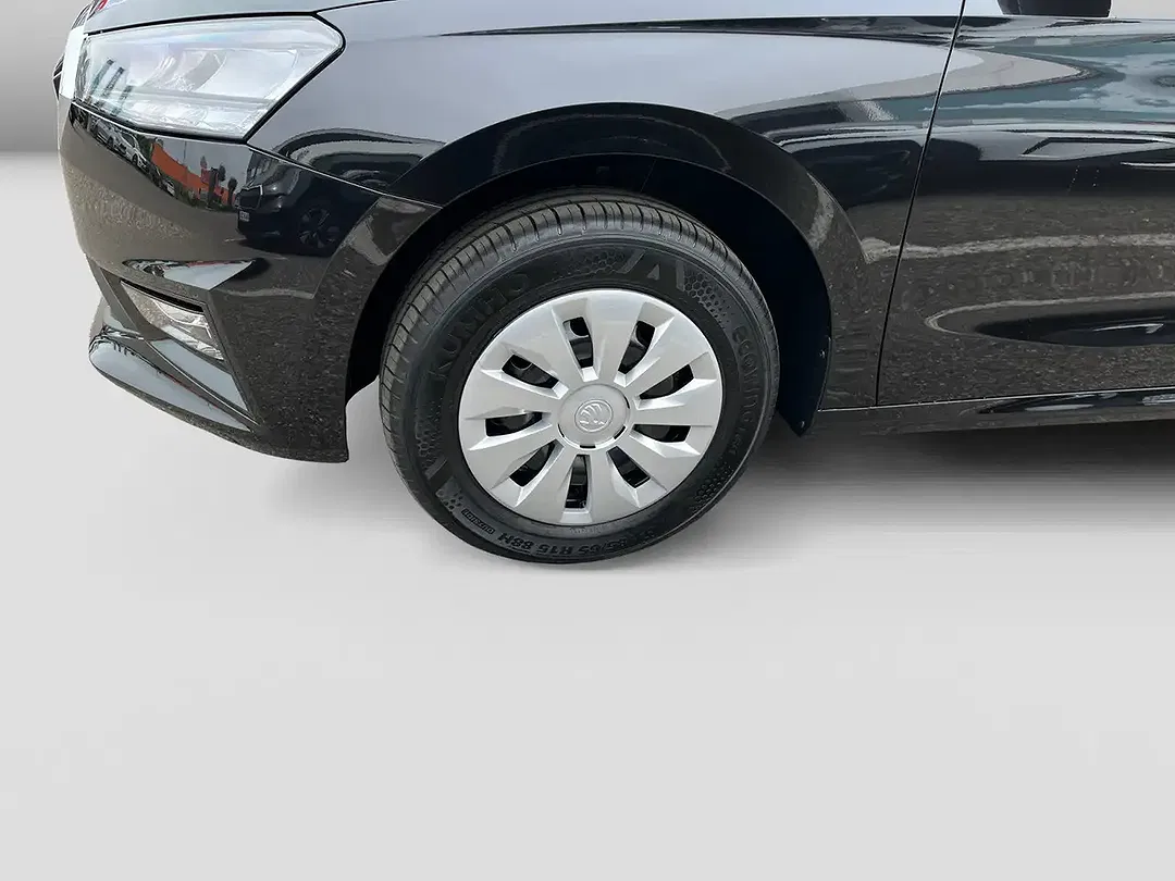 Skoda Fabia - Thumbnail 4