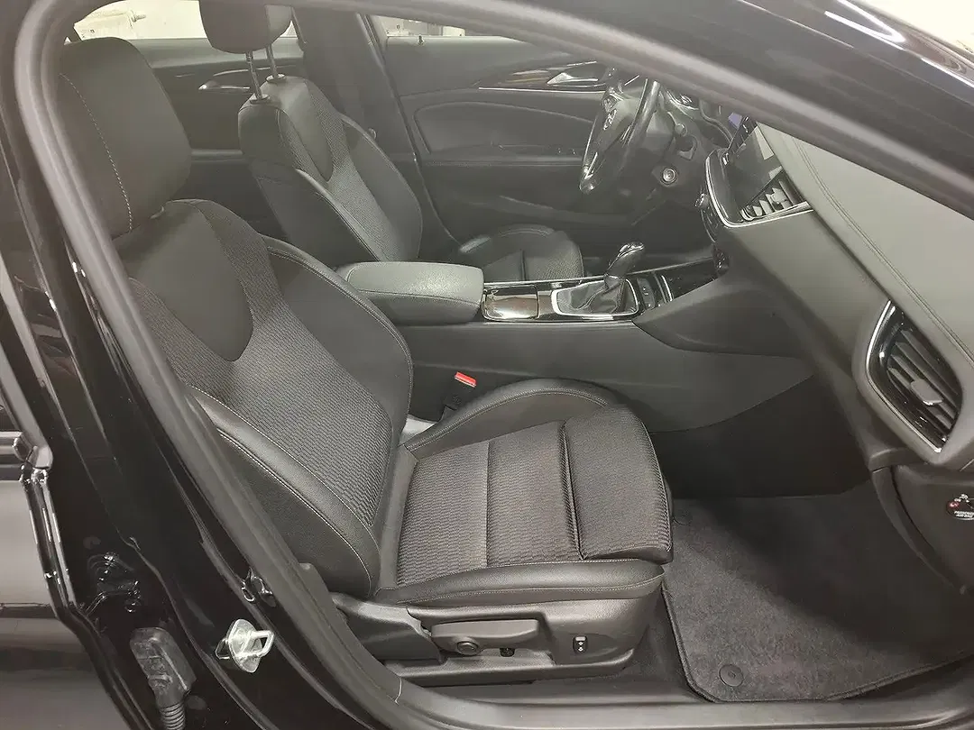 Opel Insignia - Thumbnail 10