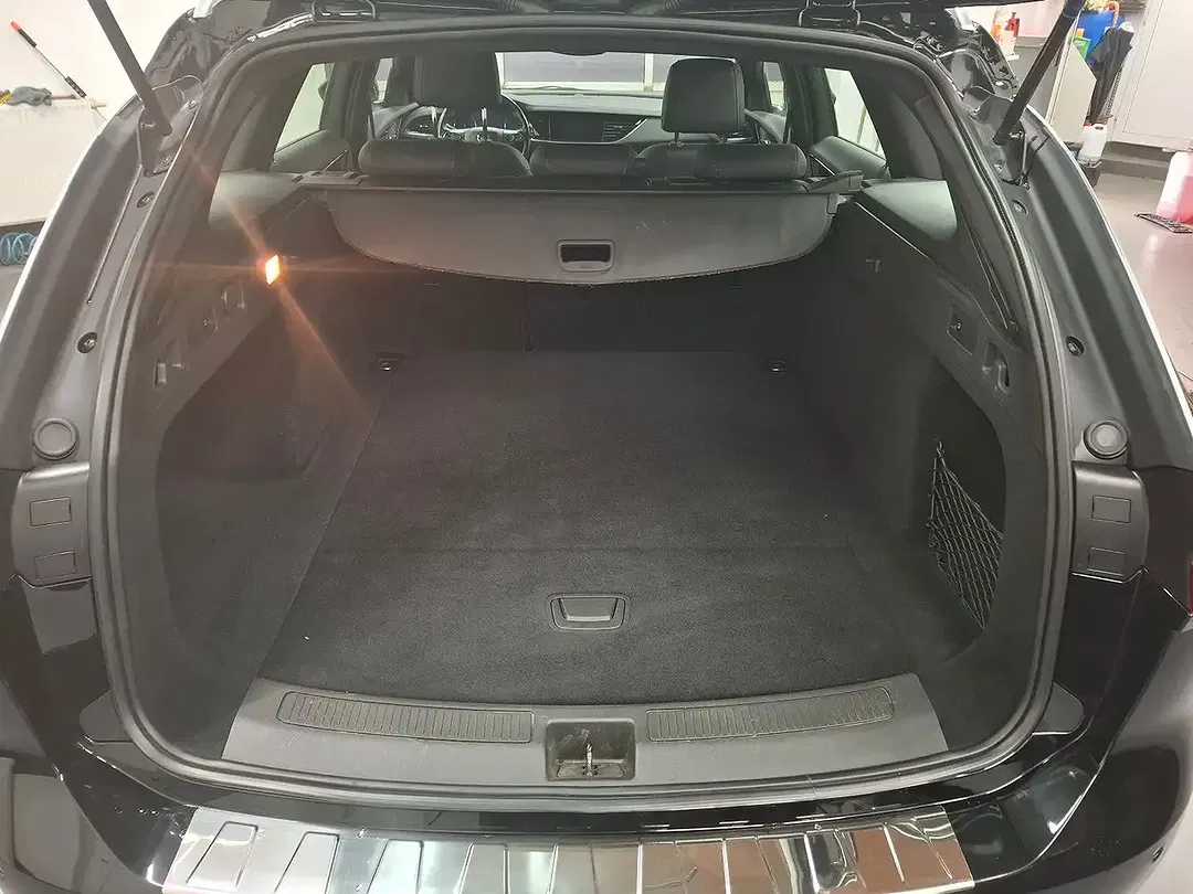 Opel Insignia - Thumbnail 13