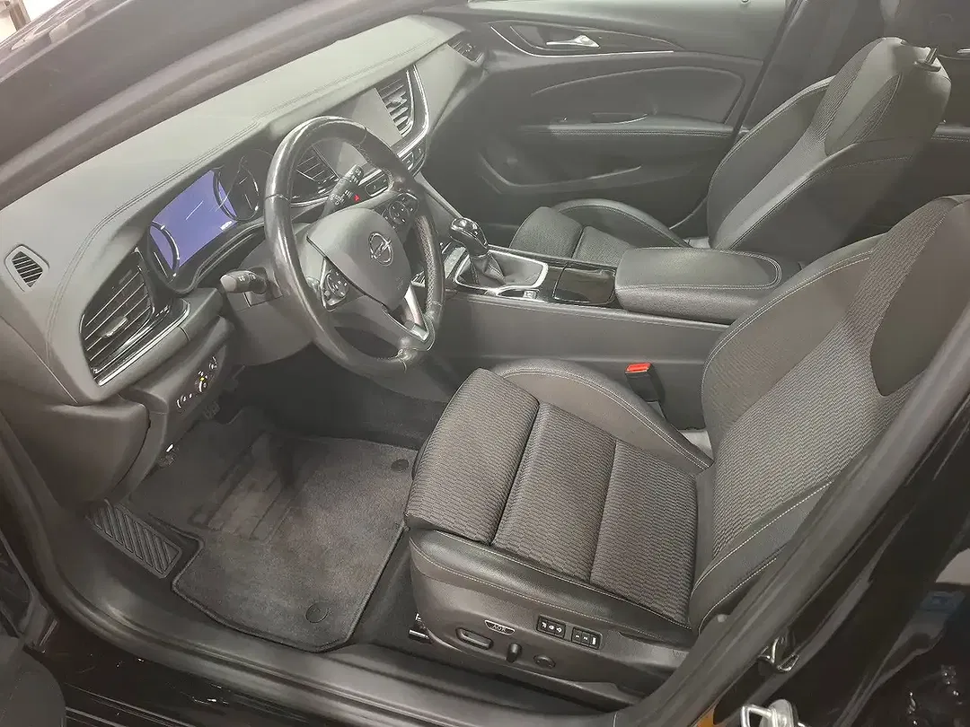 Opel Insignia - Thumbnail 9