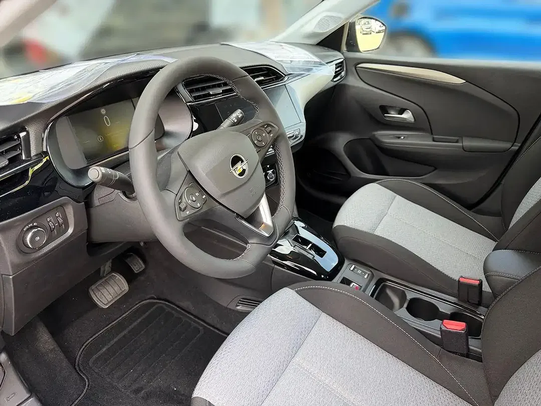Opel Corsa - Thumbnail 10