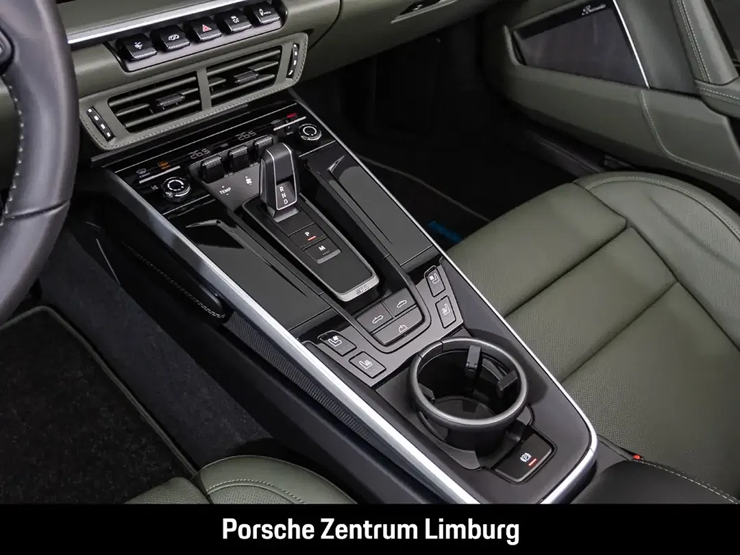Porsche 992 - Thumbnail 15