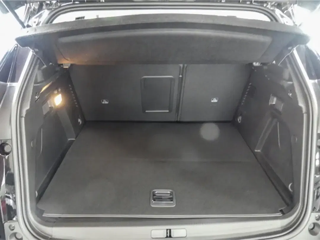 Peugeot 3008 - Thumbnail 10