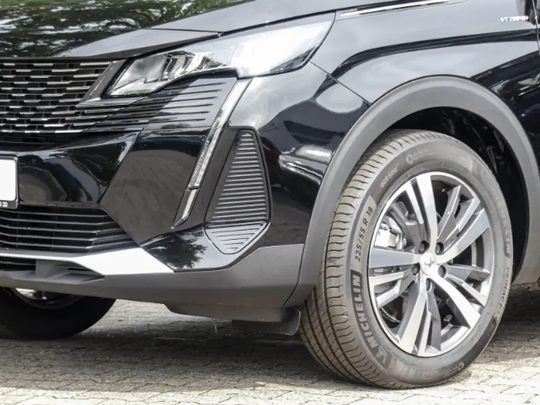 Peugeot 3008 - Thumbnail 5