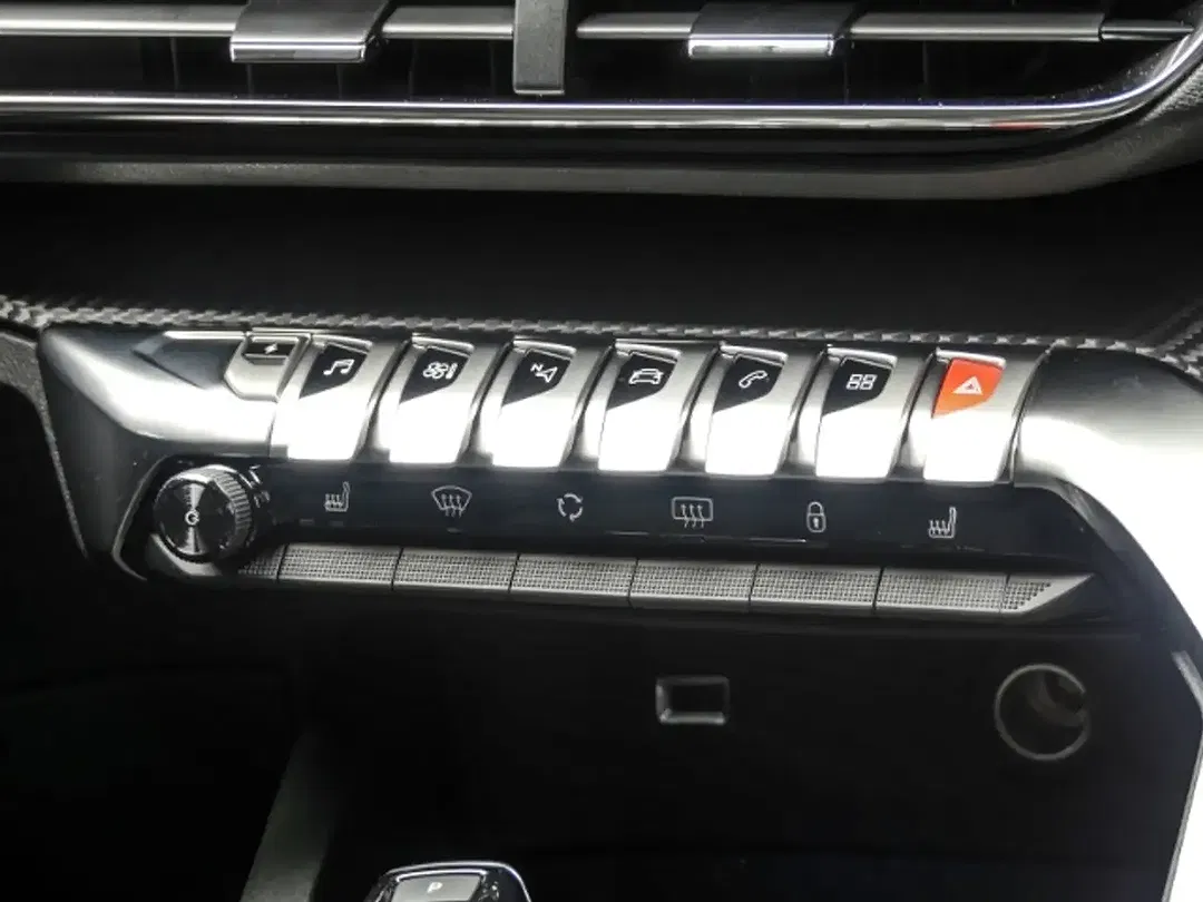 Peugeot 3008 - Thumbnail 9