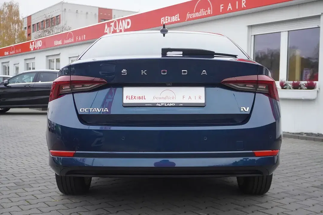 Skoda Octavia - Thumbnail 4