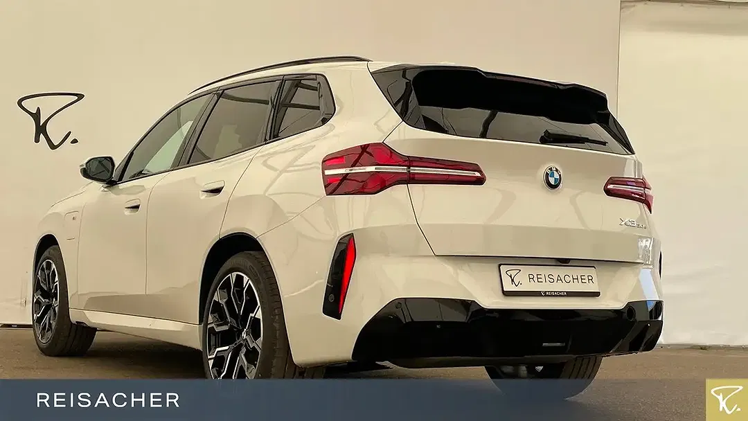 BMW X3 - Thumbnail 2