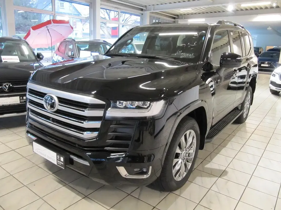 Toyota Land Cruiser - Thumbnail 3