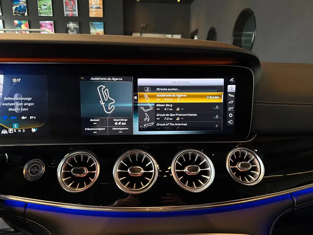 Mercedes-Benz AMG GT - Thumbnail 23