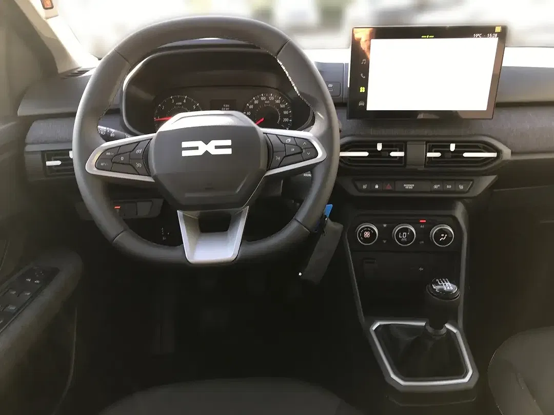 Dacia Sandero - Thumbnail 8