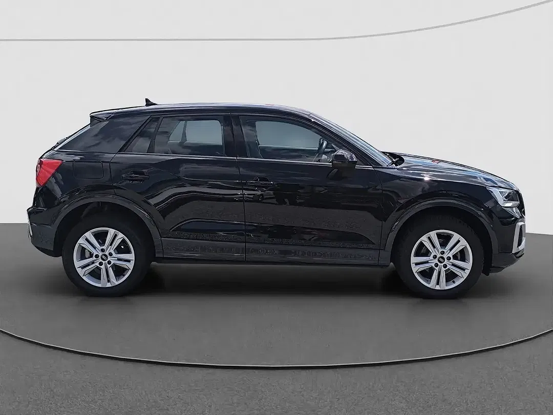 Audi Q2 - Thumbnail 11
