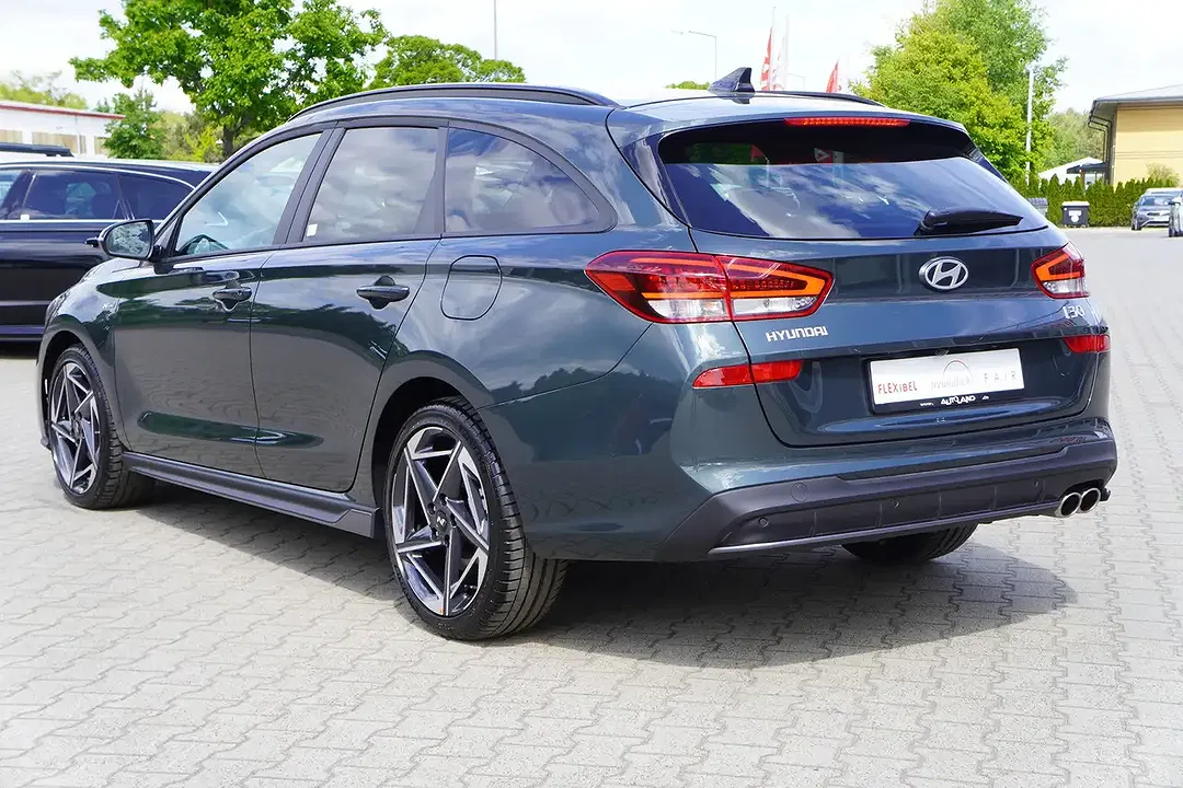 Hyundai i30 - Thumbnail 3