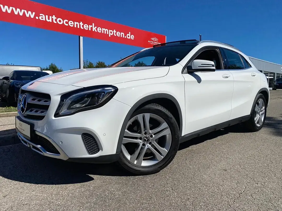 Mercedes-Benz GLA 180