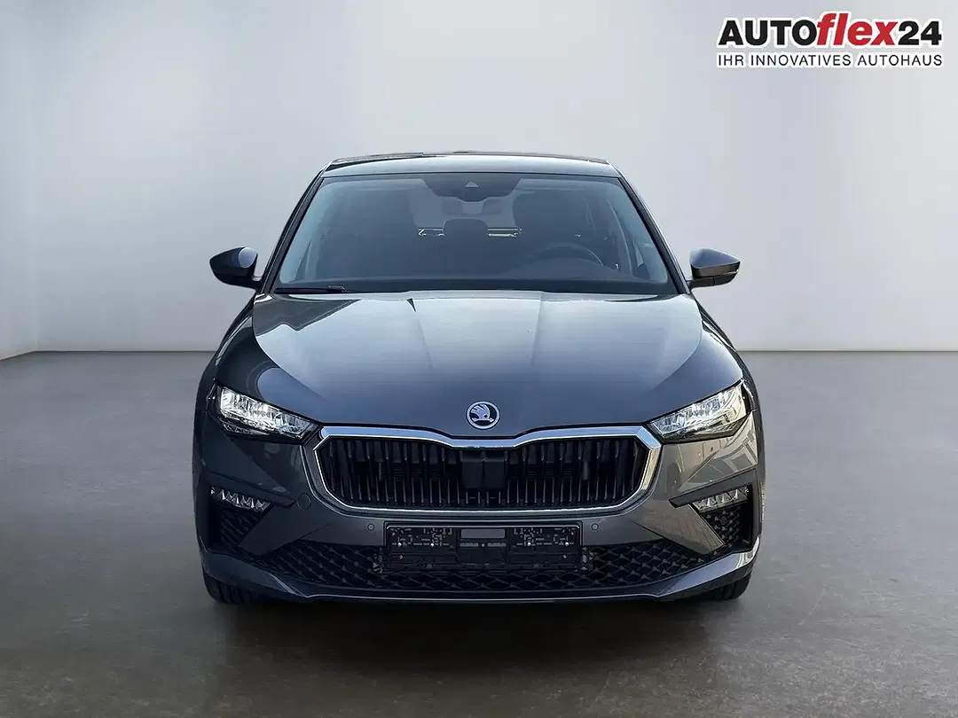 Skoda Scala - Thumbnail 3