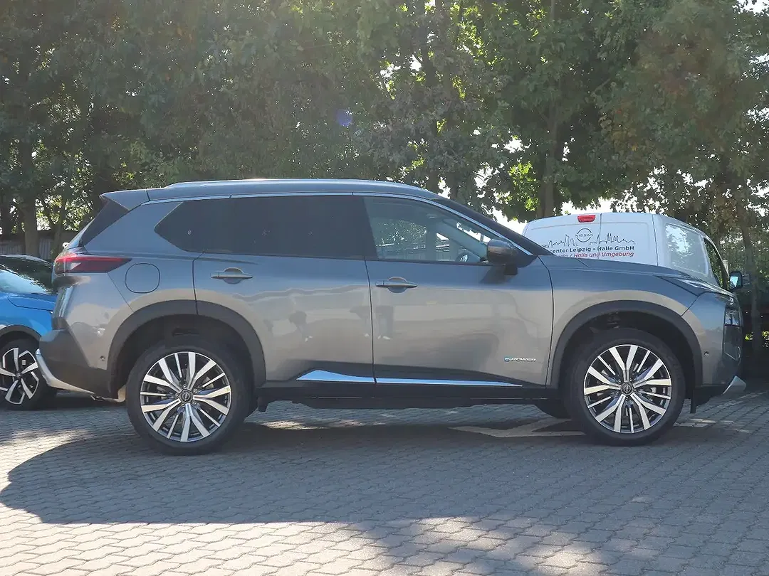 Nissan X-Trail - Thumbnail 9