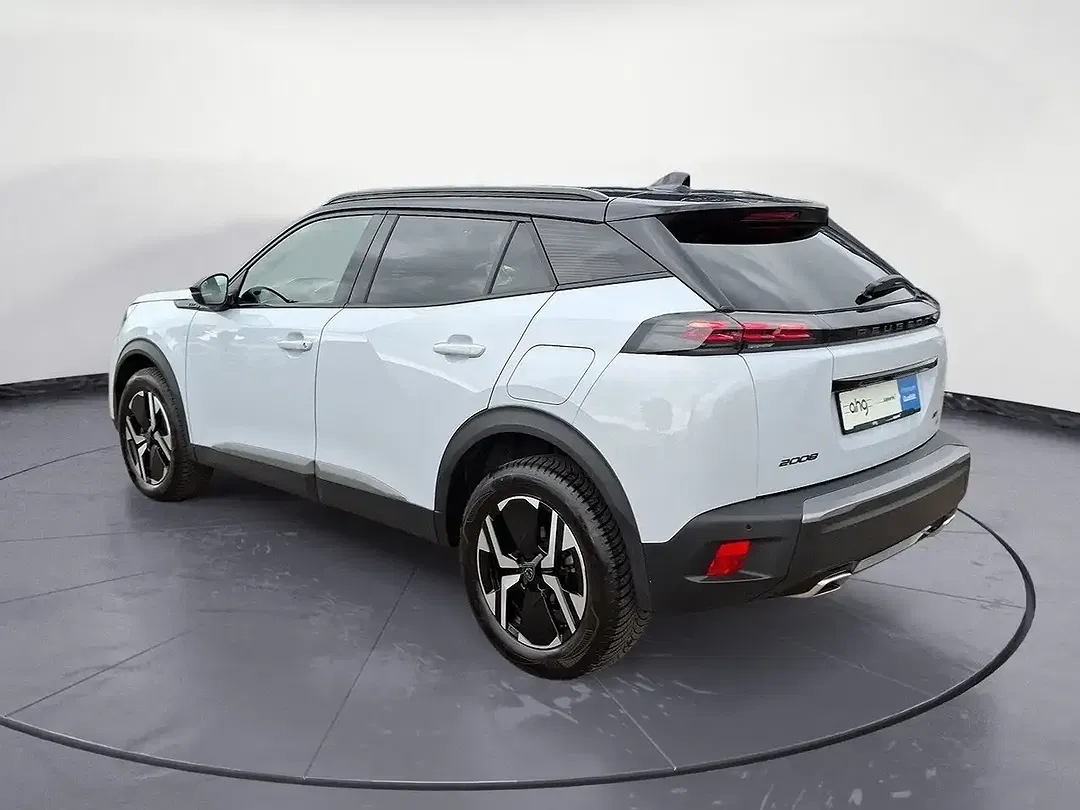 Peugeot 2008 - Thumbnail 2