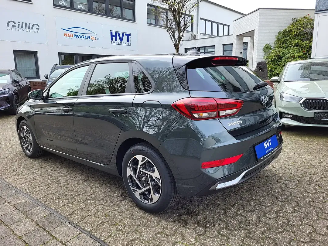 Hyundai i30 - Thumbnail 4