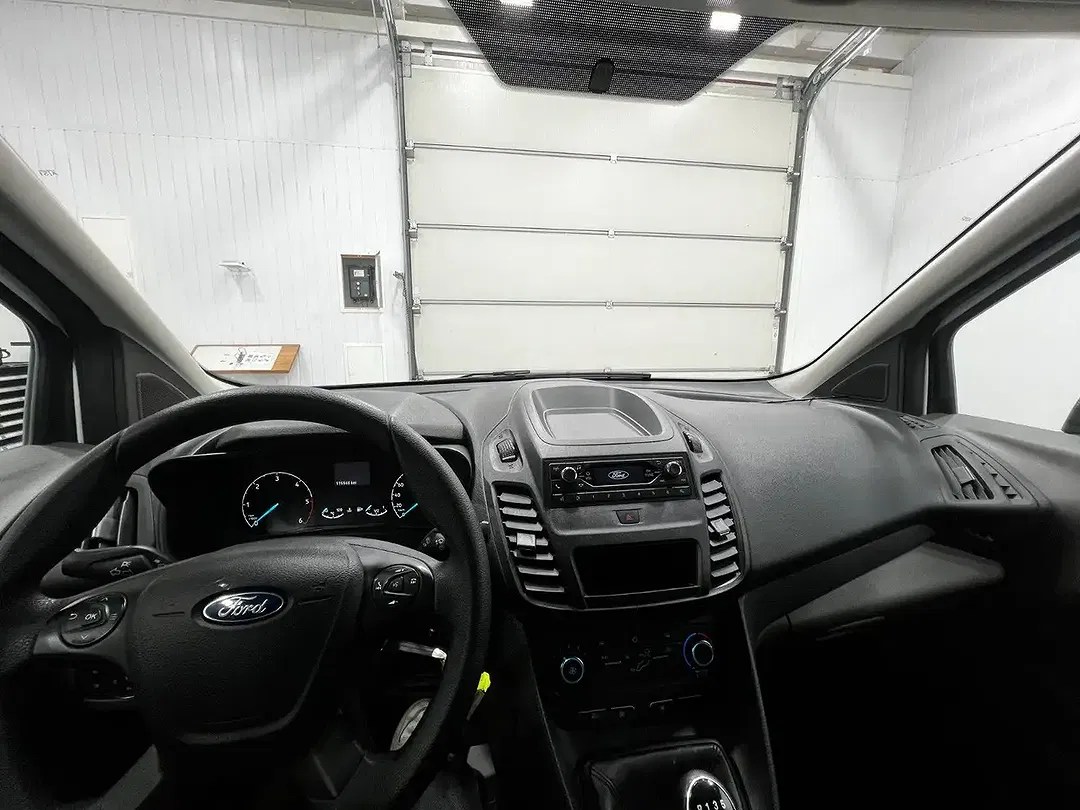 Ford Transit Connect - Thumbnail 9