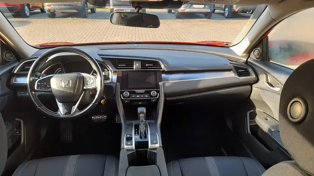 Honda Civic - Thumbnail 11