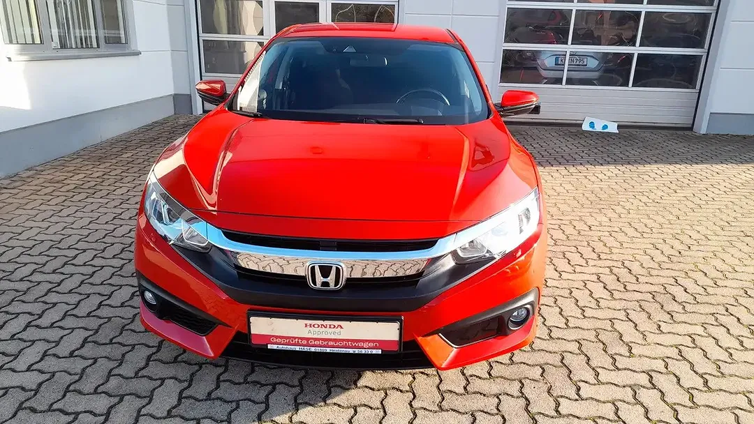 Honda Civic - Thumbnail 2