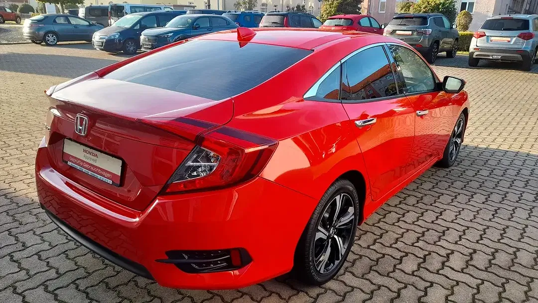 Honda Civic - Thumbnail 7