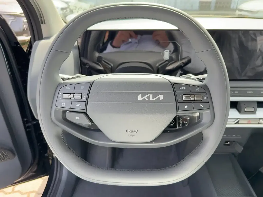 Kia EV2 - Thumbnail 10