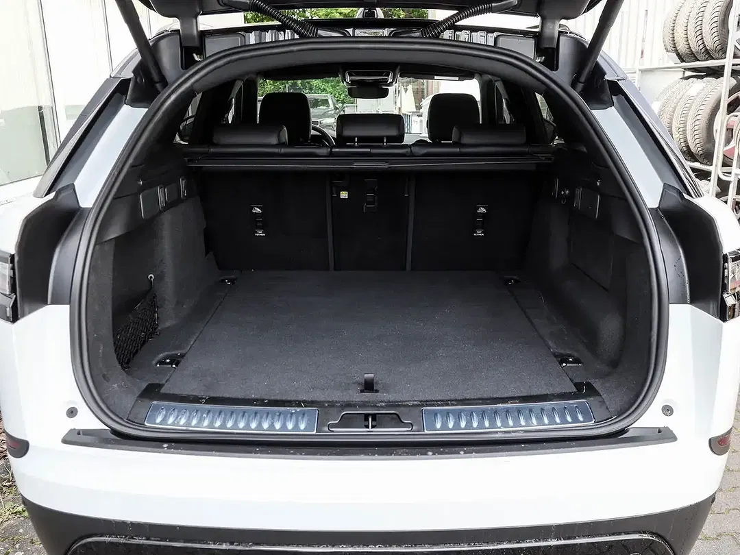 Land Rover Range Rover Velar - Thumbnail 15