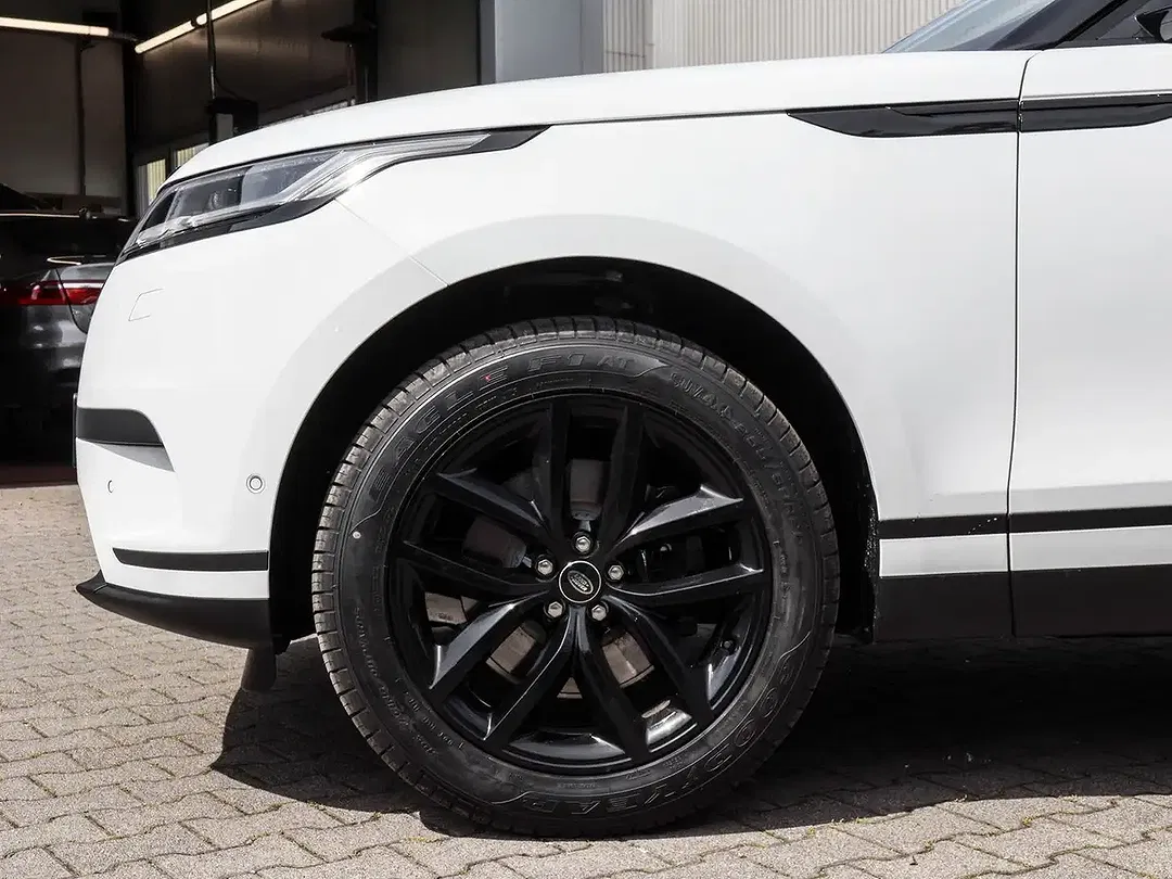 Land Rover Range Rover Velar - Thumbnail 9