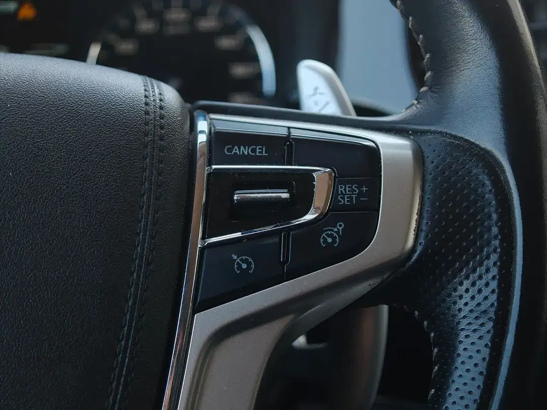 Mitsubishi Outlander - Thumbnail 14