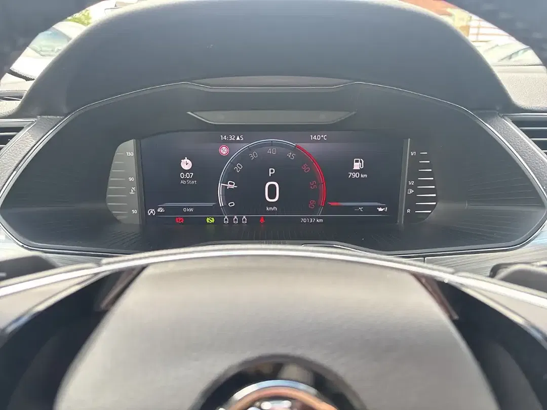 Skoda Superb - Thumbnail 10